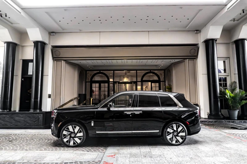 Luxury SUV chauffeur service with a premium SUV and professional chauffeur for executive and VIP transportation.