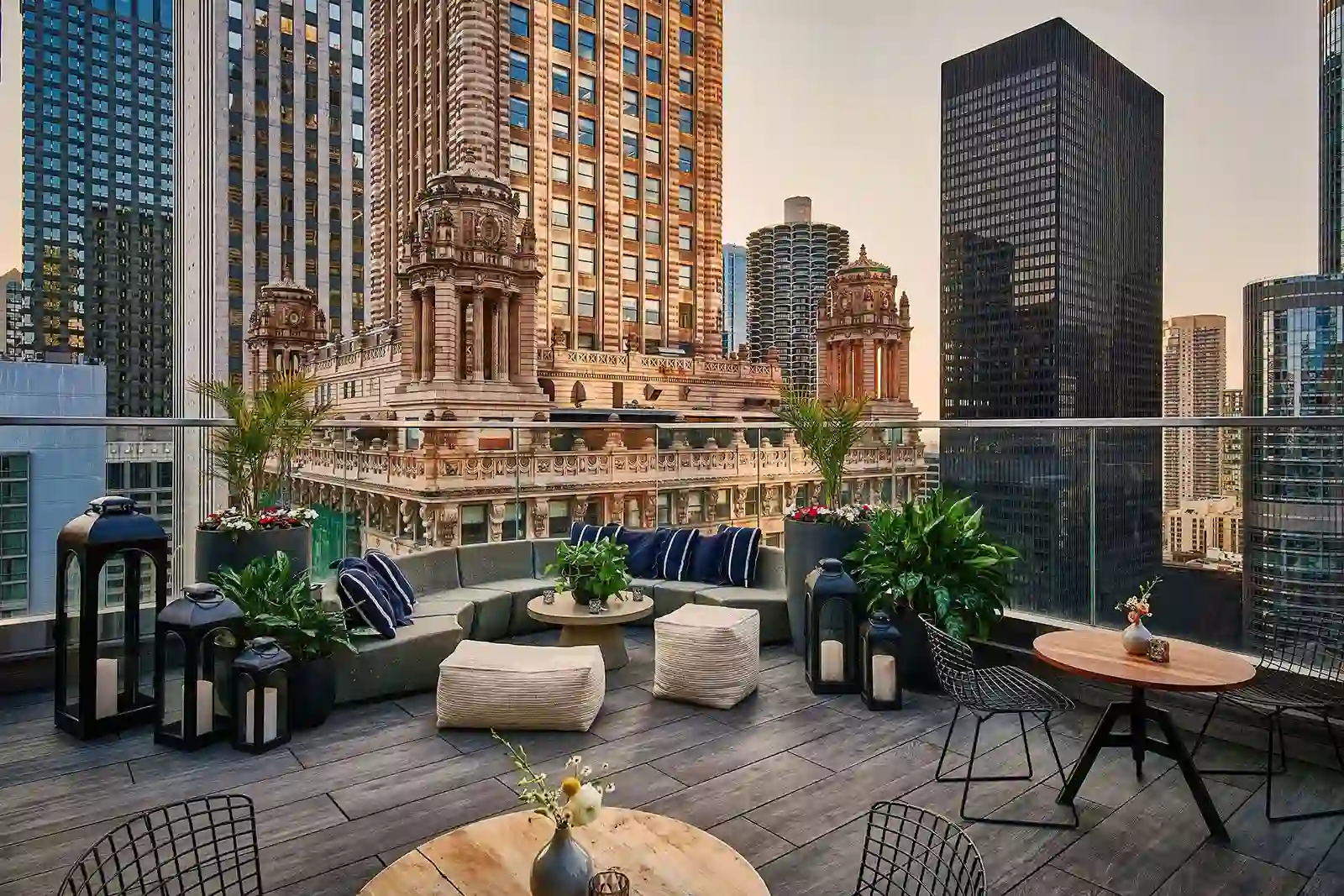 Best Chicago Rooftop Bars & Views